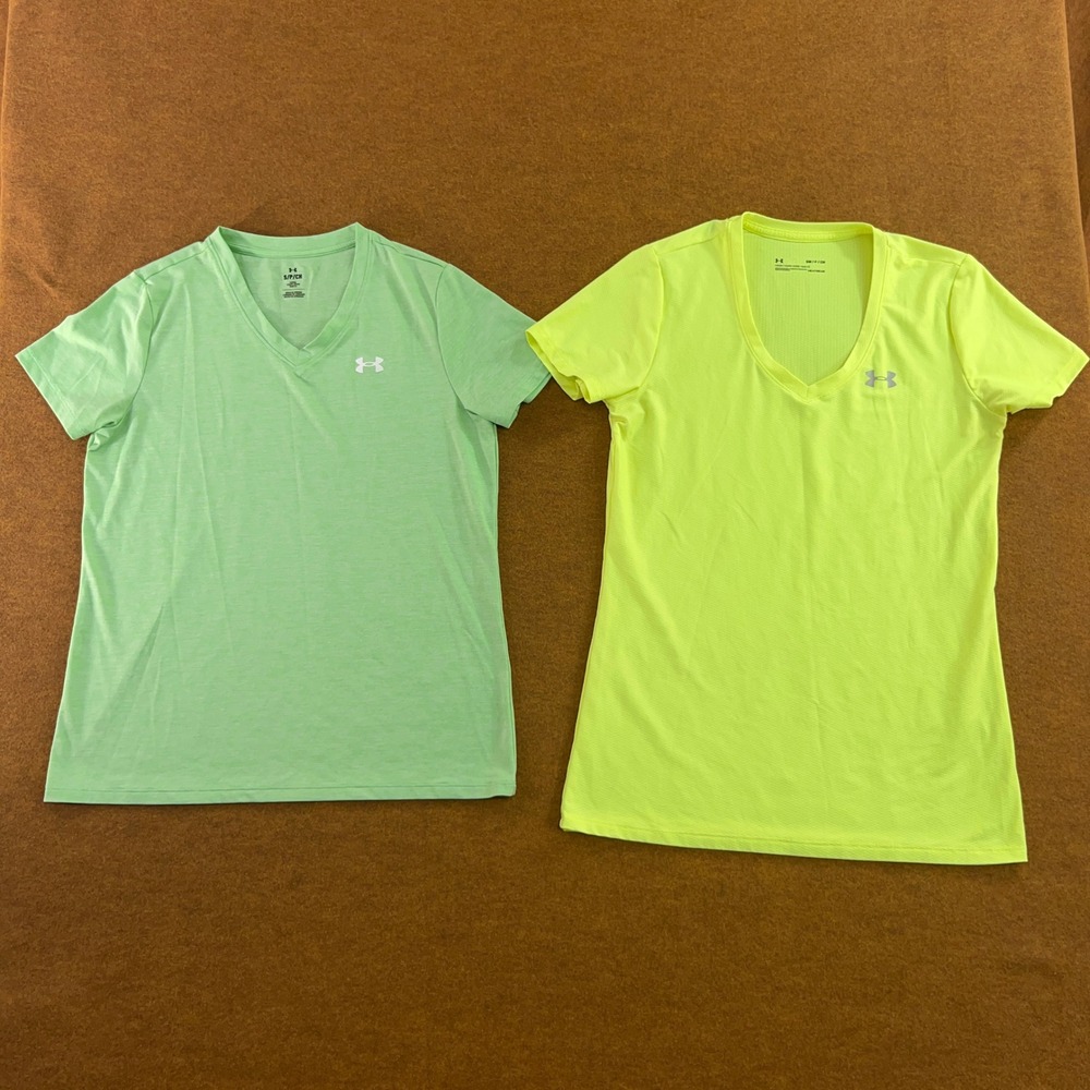 Under Armour Womens Small Green Yellow HeatGear V-Neck Athletic T-Shirt 2 Pack